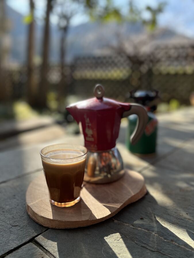 外でビアレッテで淹れたコーヒー